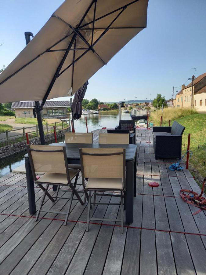 Les Amis D'Ulysse Hotel Chagny  Exterior photo